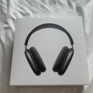 Apple Airpod Max’s- Space Gray
